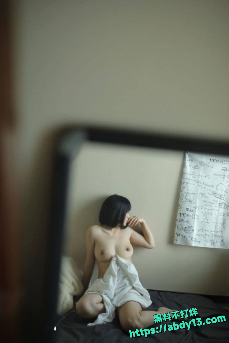 人妻叶思酒店私拍泄漏1