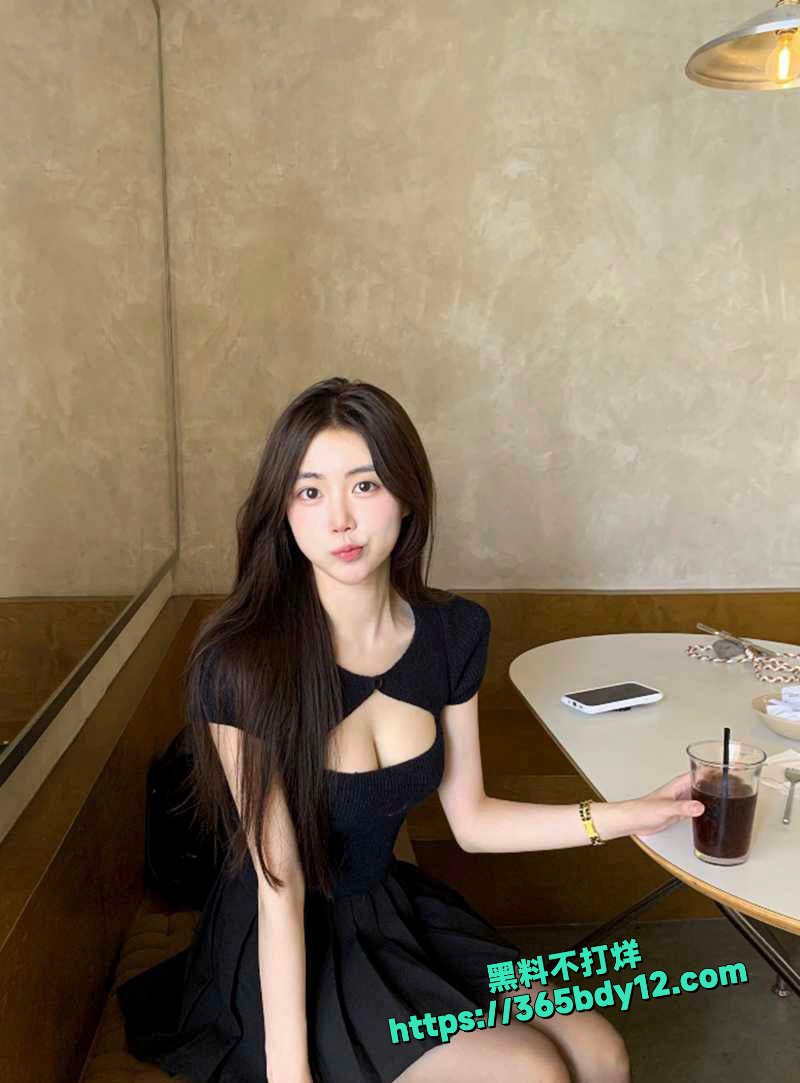 山东董佳瑶背着金主偷情男友遭曝光1