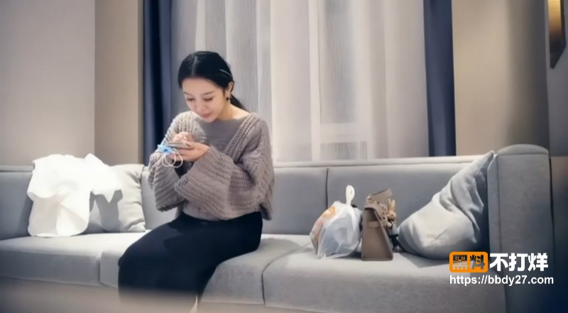 七天探花馒头B肉肉身材兼职妹5