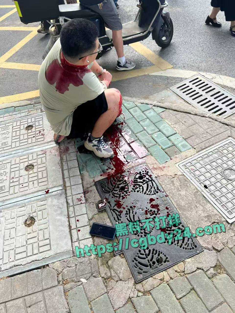 武汉大学食堂无差别砍人12