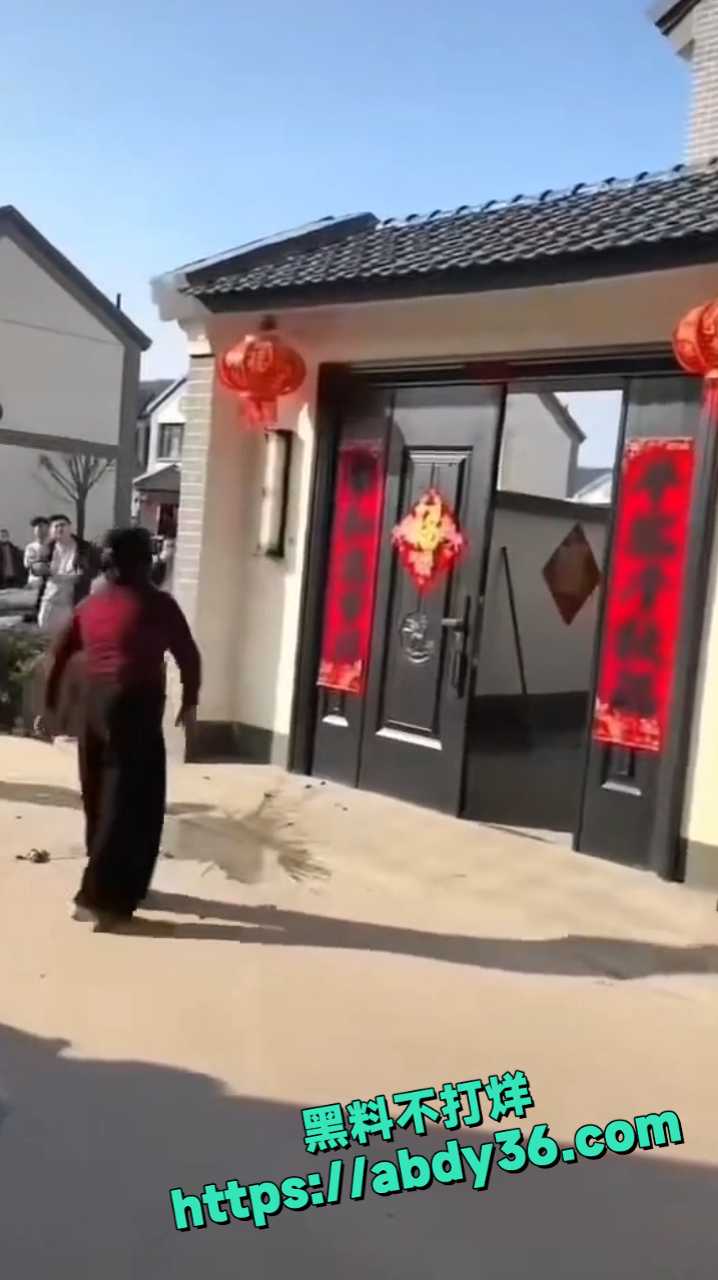 新年单县张集原配堵小三32