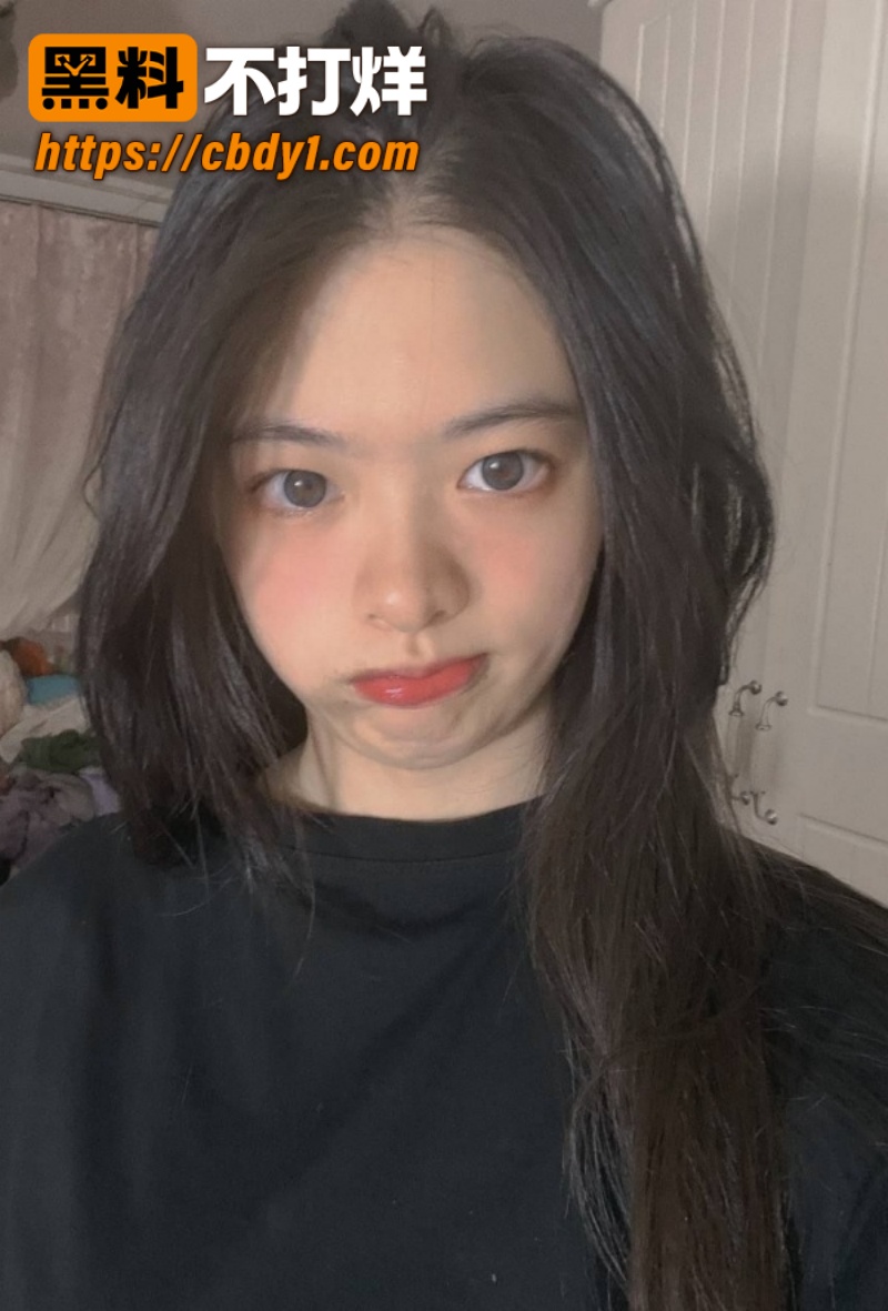 长发红唇妹子做爱 3