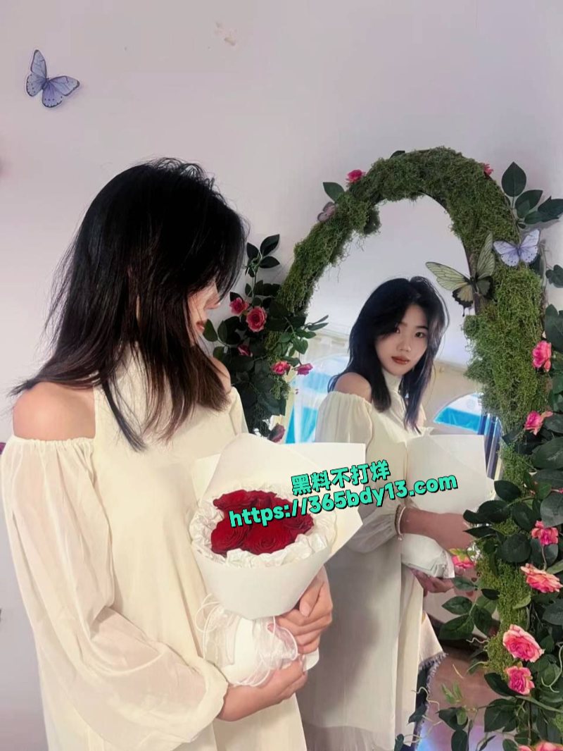 山东菏泽刘鑫雨小穴真嫩被男友打桩狠操8