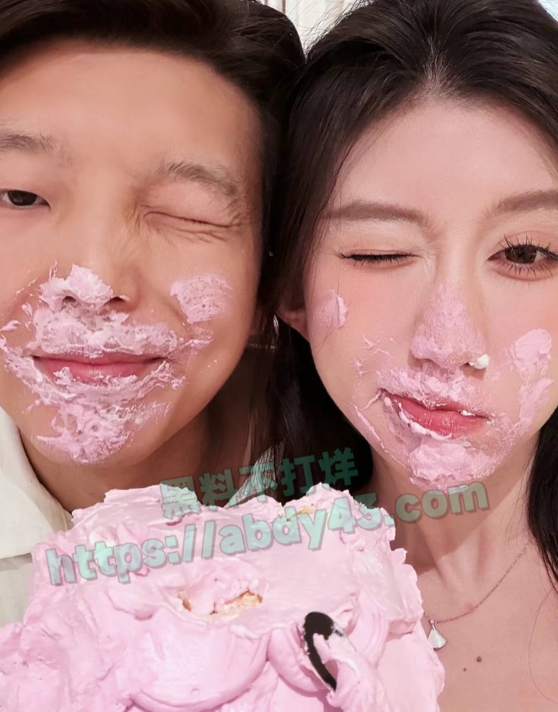 抖音网红博主33在这27