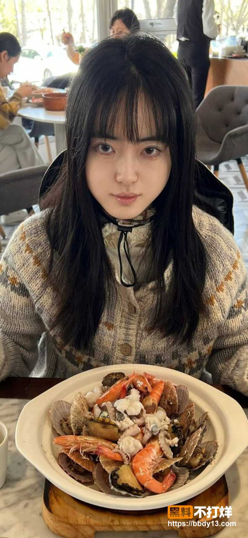 海超可爱女友喜欢穿各种情趣小内衣3