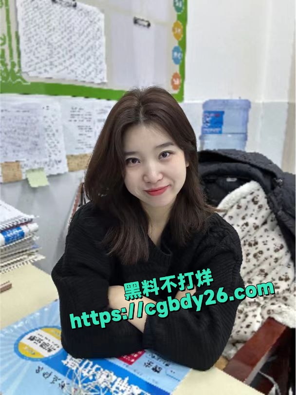 某小学历史老师左茜被曝光不雅视频6
