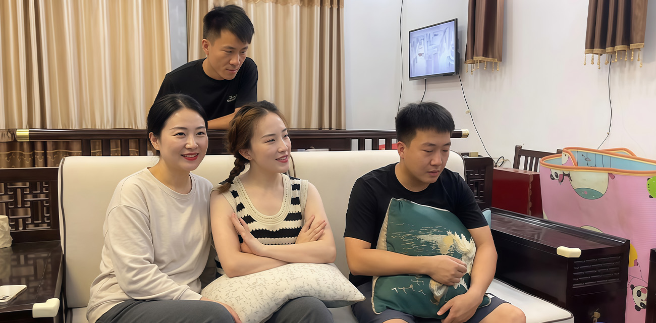 豫东鹿邑网红村顶流小高 被老婆王慧爆料聊骚发裸照 前女友丹丹也发文内涵 还爆出性爱视频