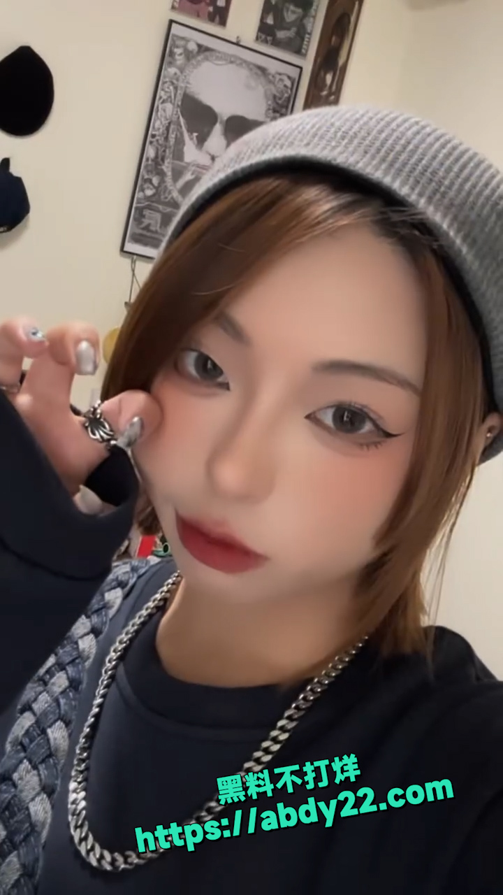 超漂亮巨乳短发小网美 3