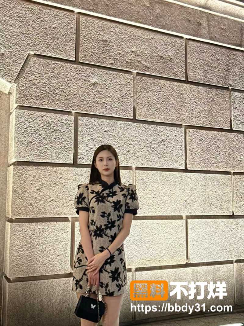 邓相宜 26