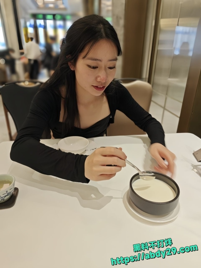 陈梓瑜被包养私拍泄漏 13