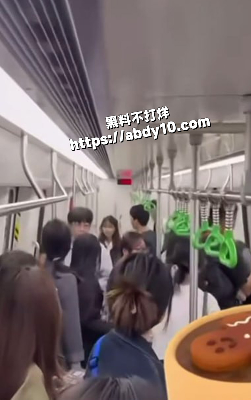 南宁地铁打飞机哥3