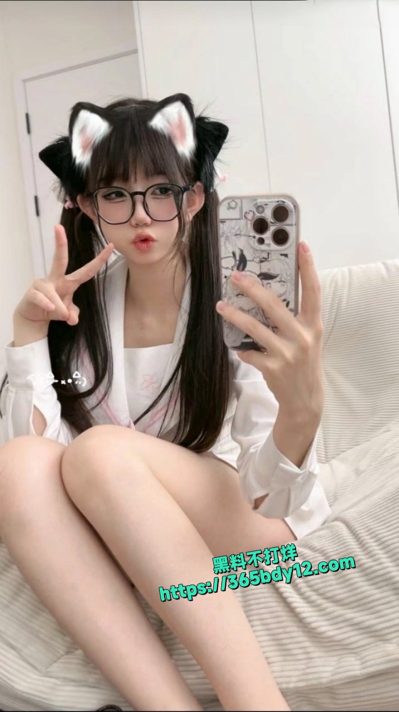 心碎美洋洋抖音萌妹内裤骚舞JK自摸诱惑福利1