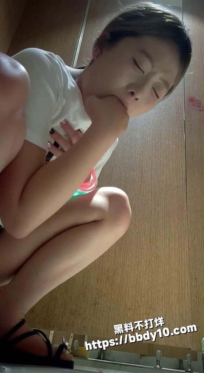 顶级反差女神.jpg8