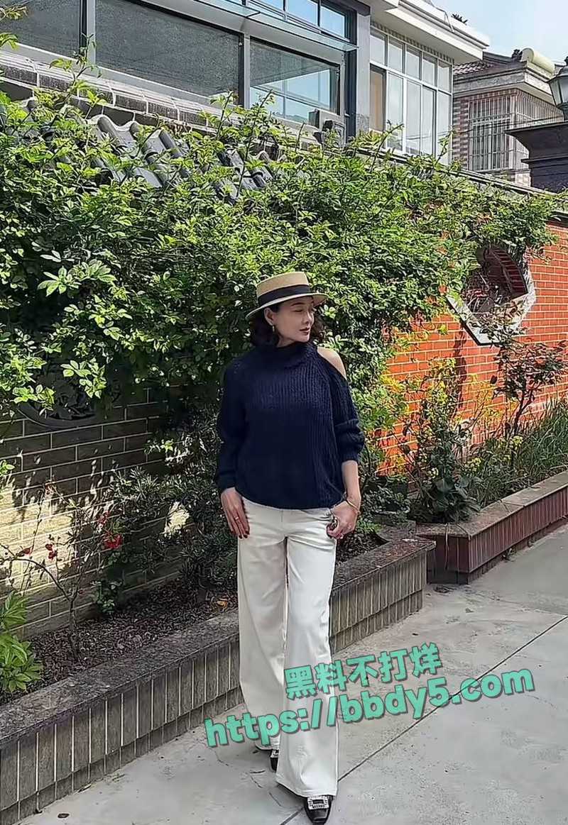 网红绝色与唐美丽共享同一男友13