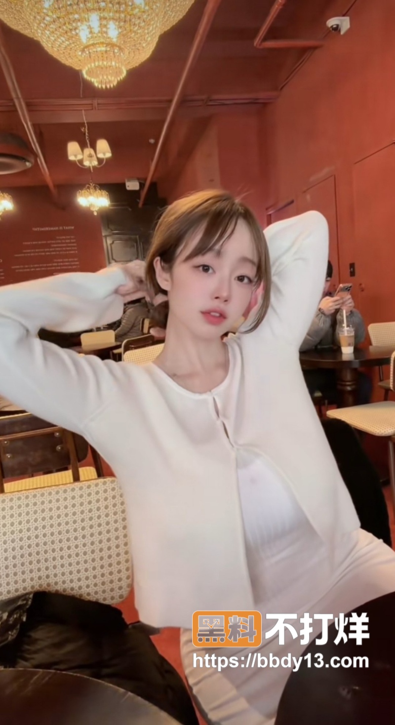 高颜值巨乳健身博主SUSU05