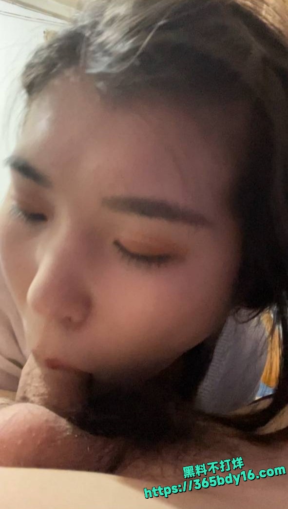 反差婊母狗大学生不雅视频曝光
