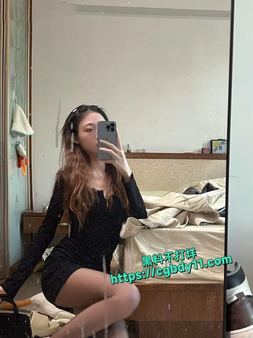 广东中山骚货母狗李美君5