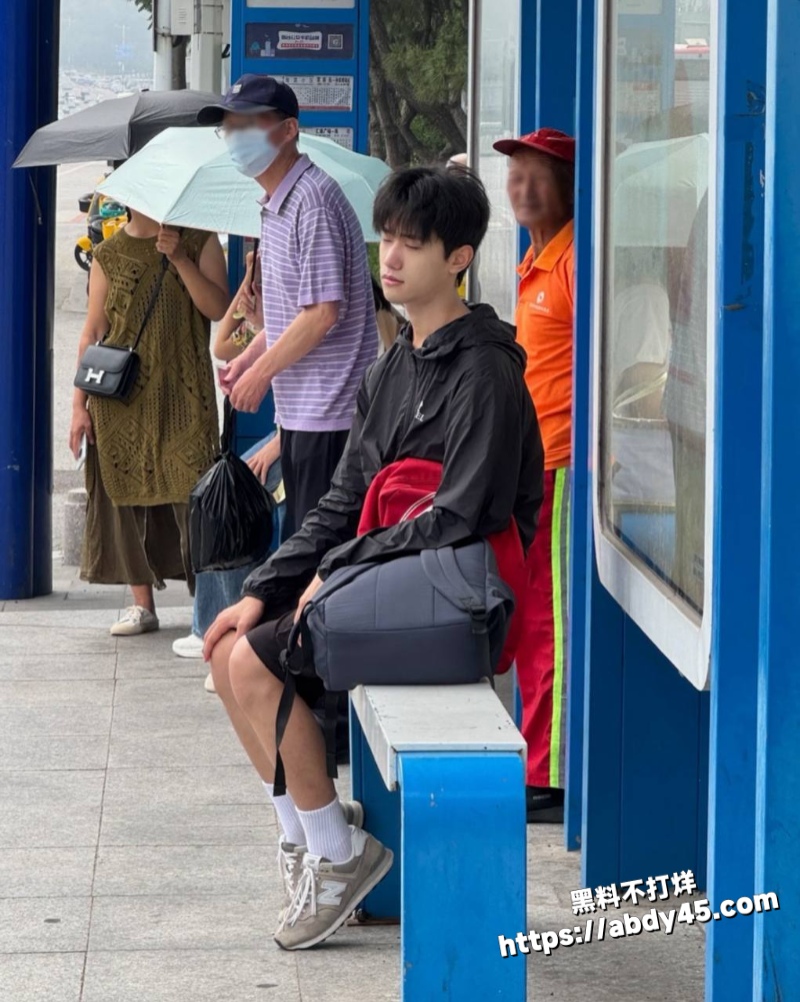 小红书博主古怪小王7