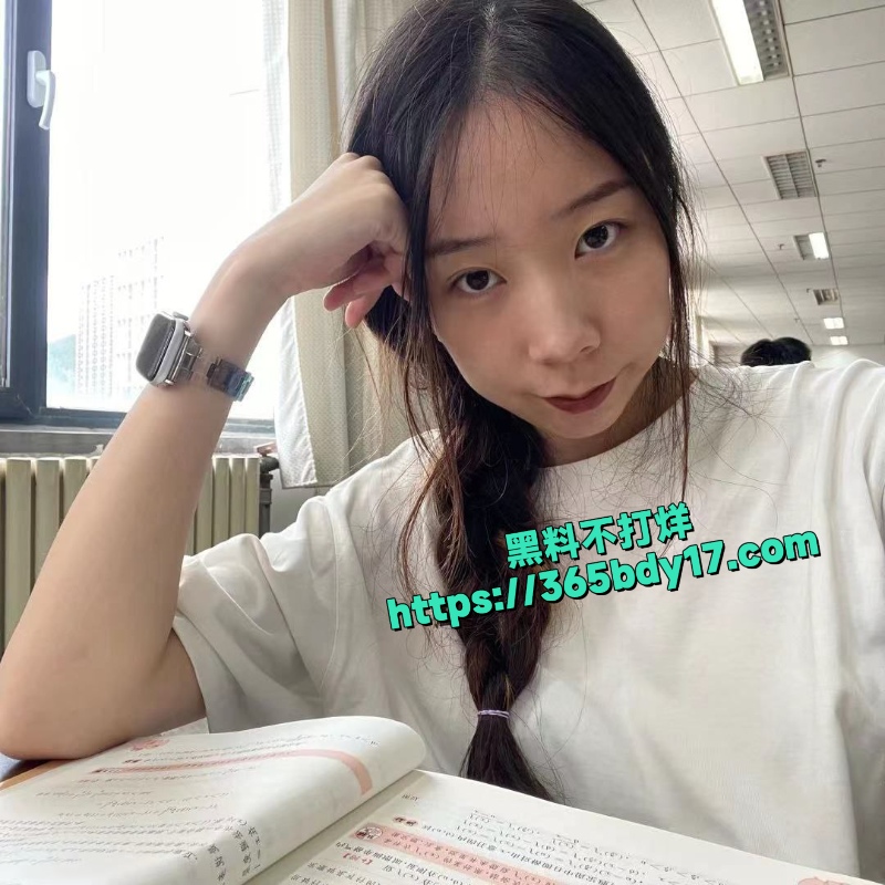 江苏盐城小情侣在外同居做爱2