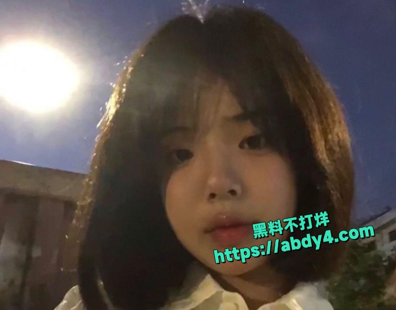 高中发育完美青春学生妹2