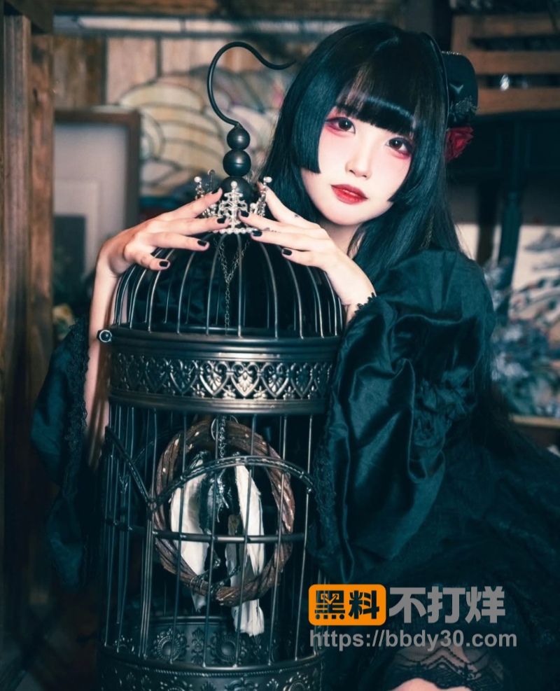 齐刘海cosplay小网红乐了13