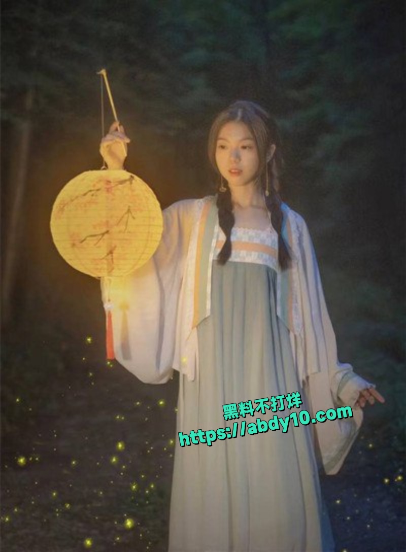 中国美院清纯女神苏雨桐遭金主包养 2