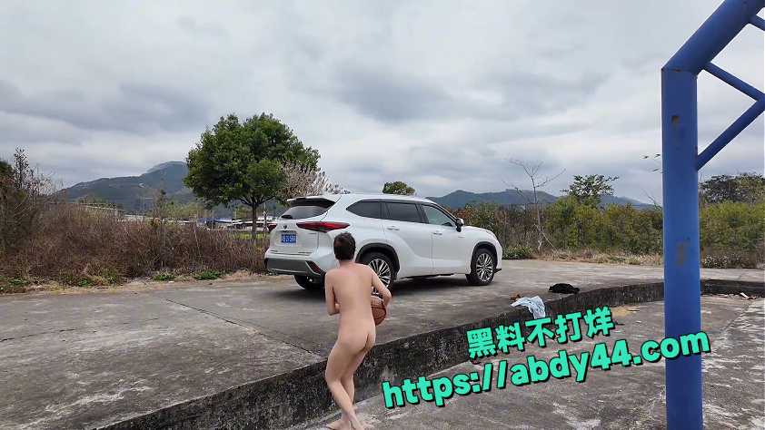 溪流嬉戏调戏老大爷 1
