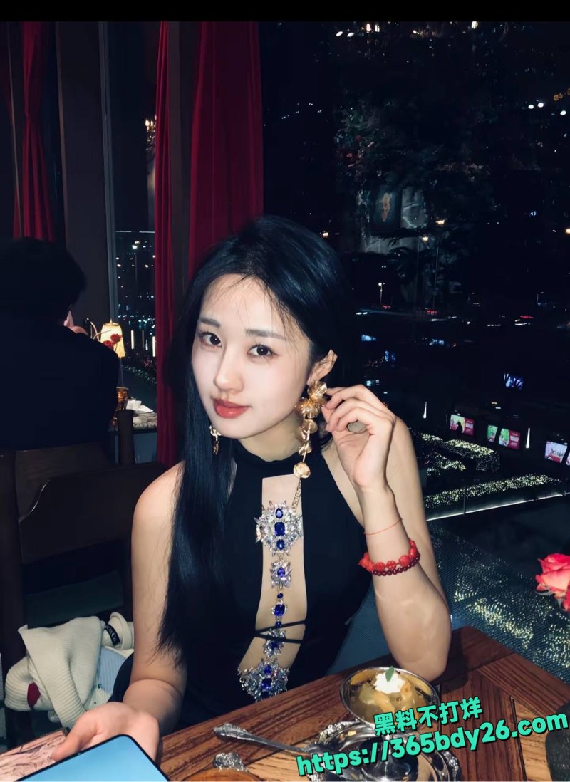 女友李禹熹曝光男演员荣梓杉家暴出轨3