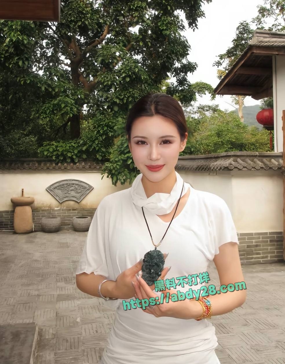 百万粉网红女王殿下塌房 26