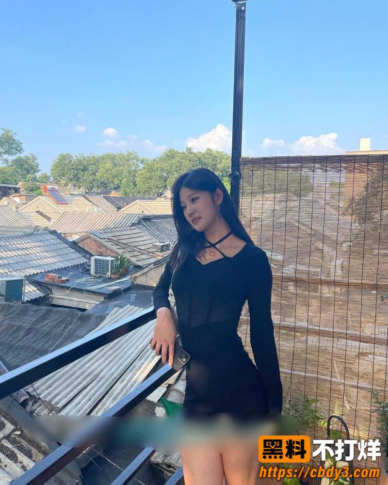 精神小妹被富哥调教 4