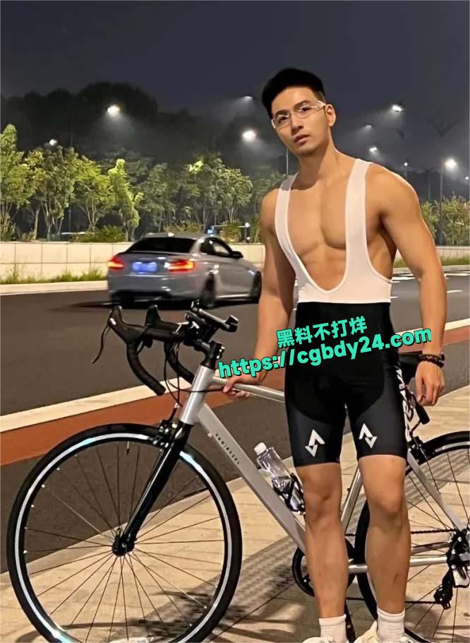 男子远骑11