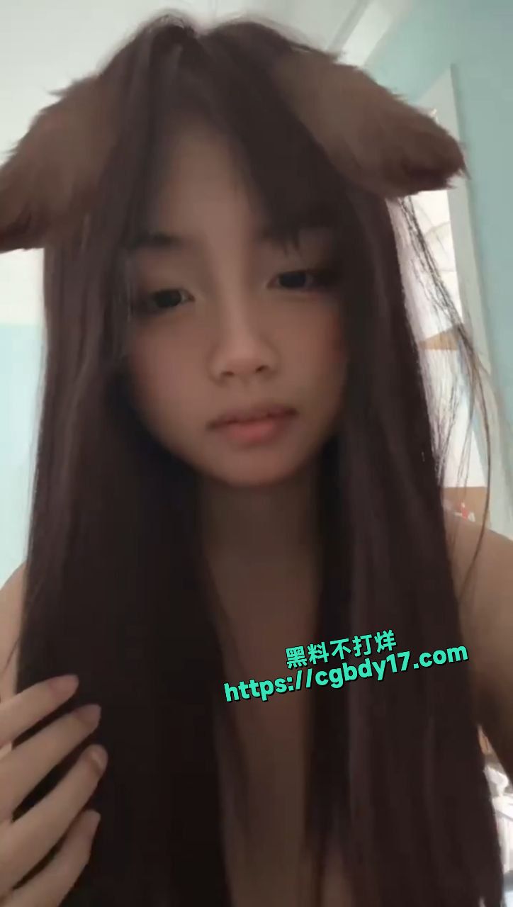 刘怡婷学校里是个好学生乖乖女，网上是个反差母狗9