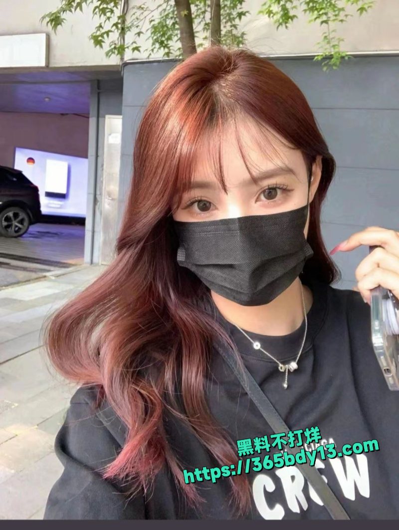 冯琪和小帅在酒吧厕所打炮之后忘不掉小帅的大jb2