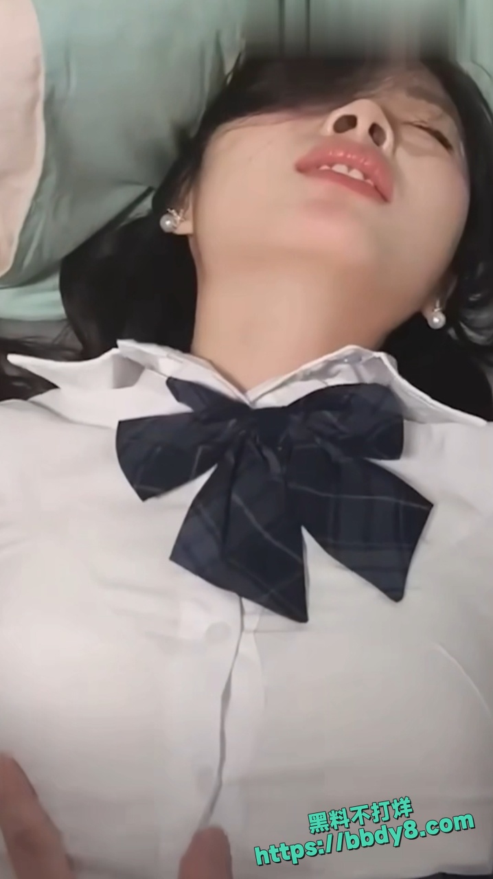 居家自拍无套猛操13