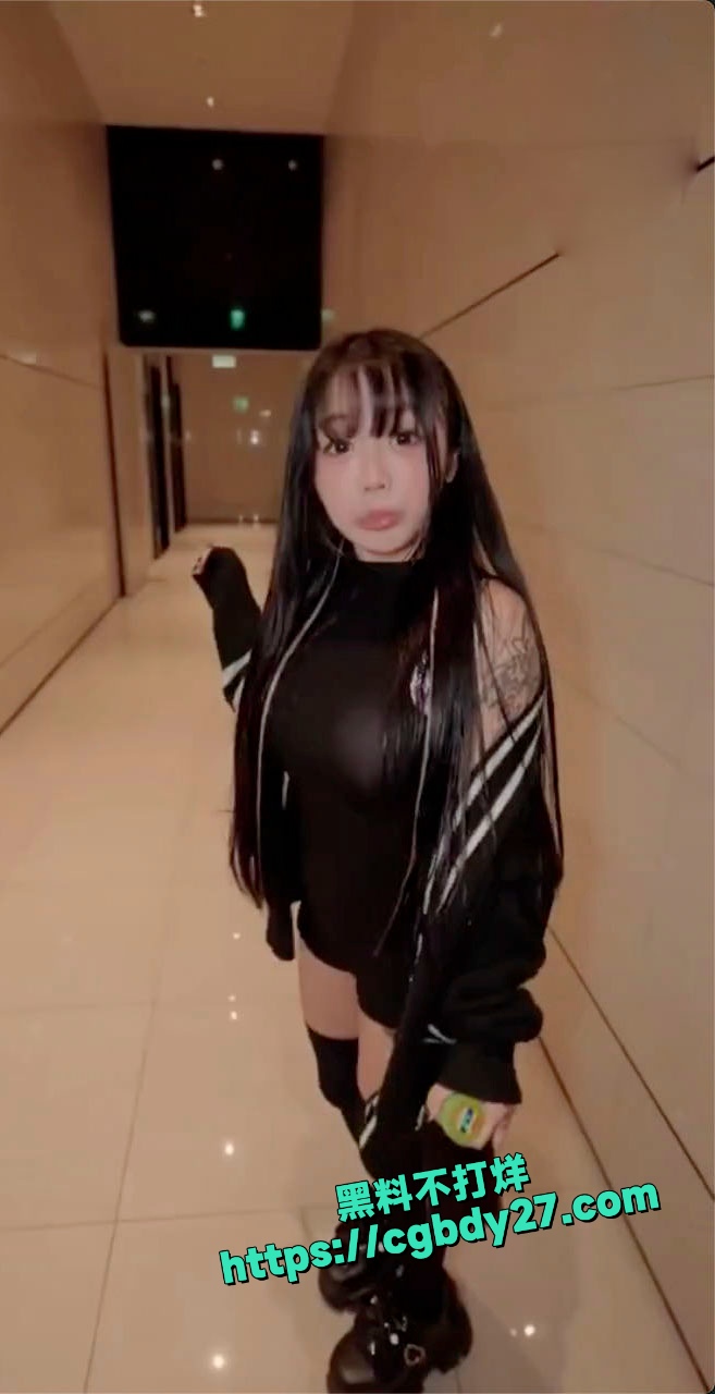 春天来了,巨乳女孩樱花的腿也开了被干到晕呼呼1
