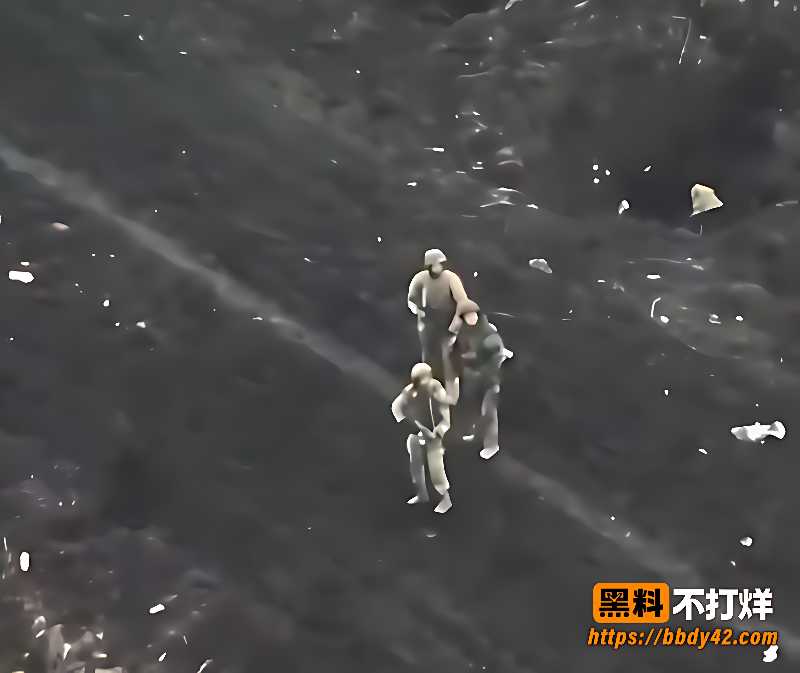 乌克兰无人机轰炸俄罗斯士兵1