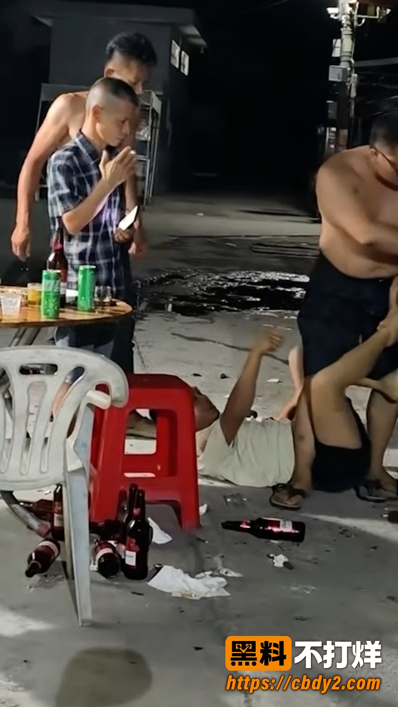 半夜烧烤摊前 9