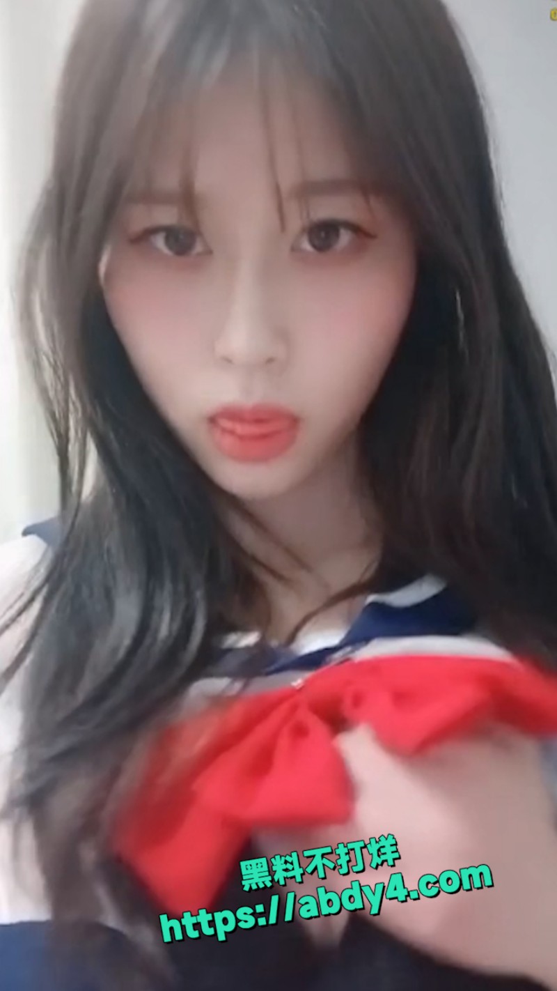 顶级身材网红脸极品粉屄 4