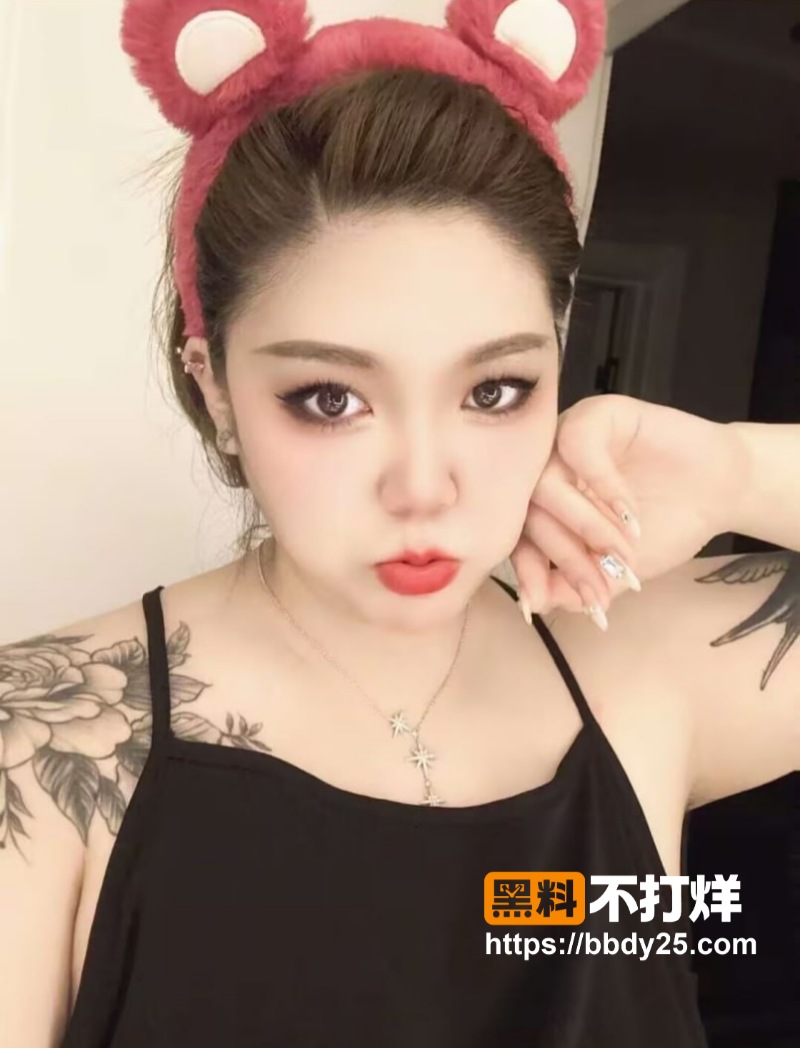 抖音微胖纹身御姐茉莉1