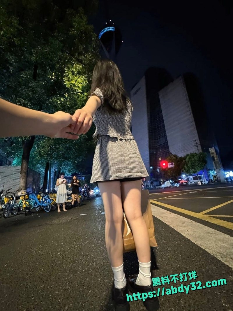 邱意江西男幼师多线暧昧曝光 5