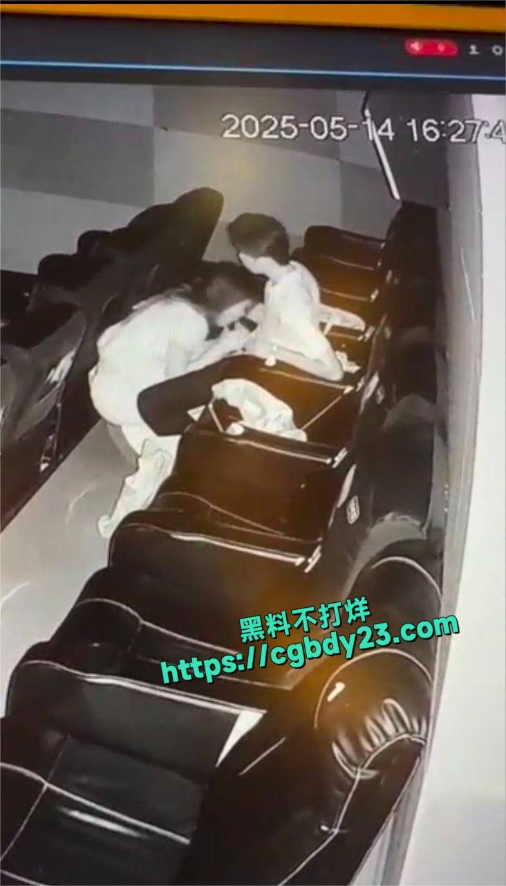 电影院小情侣3