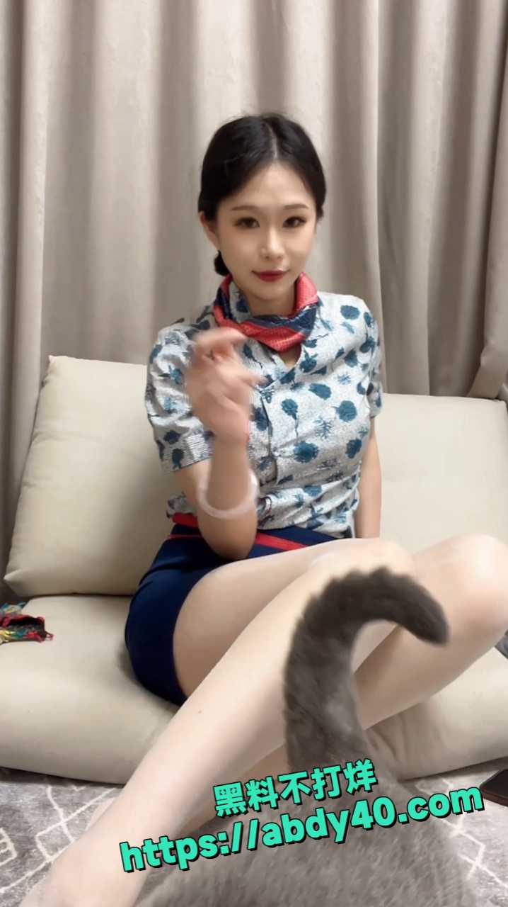 长美腿假屌插入淫水直流 10