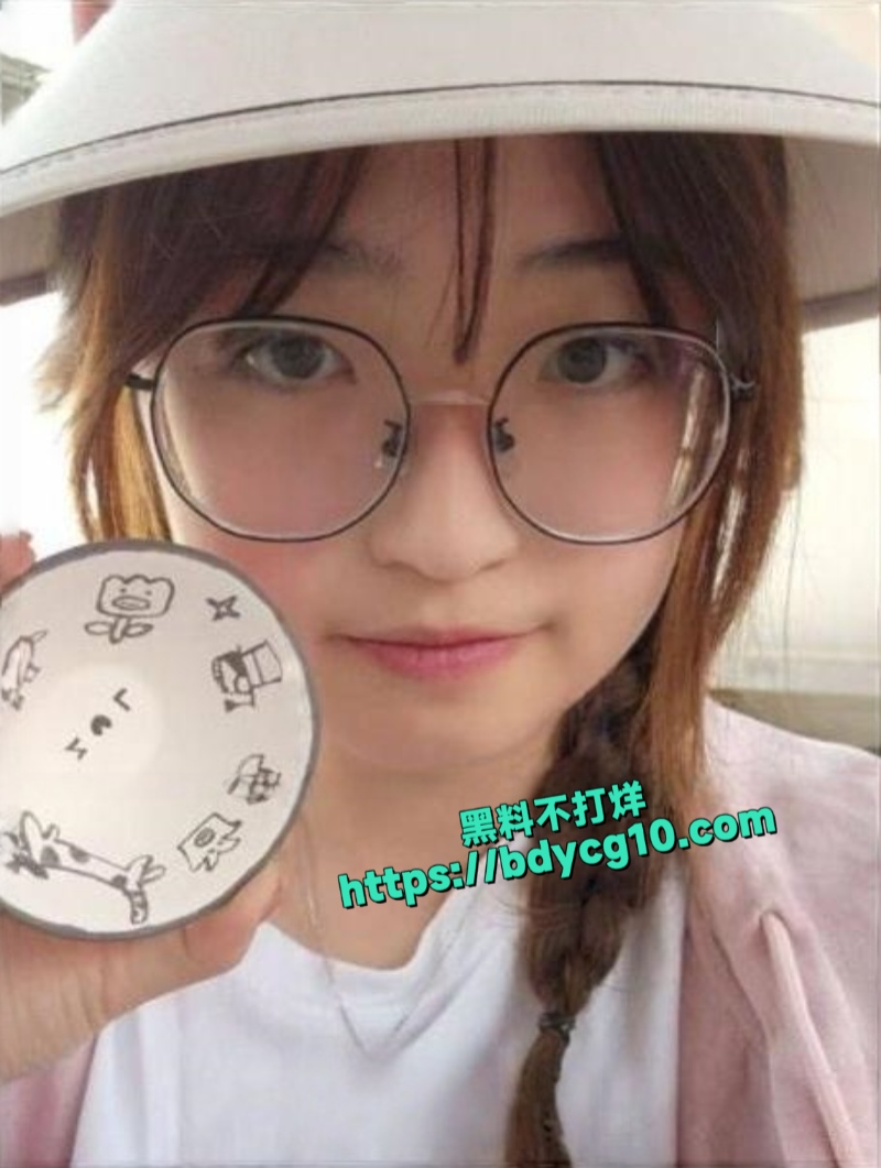 广西柳州某大专学妹