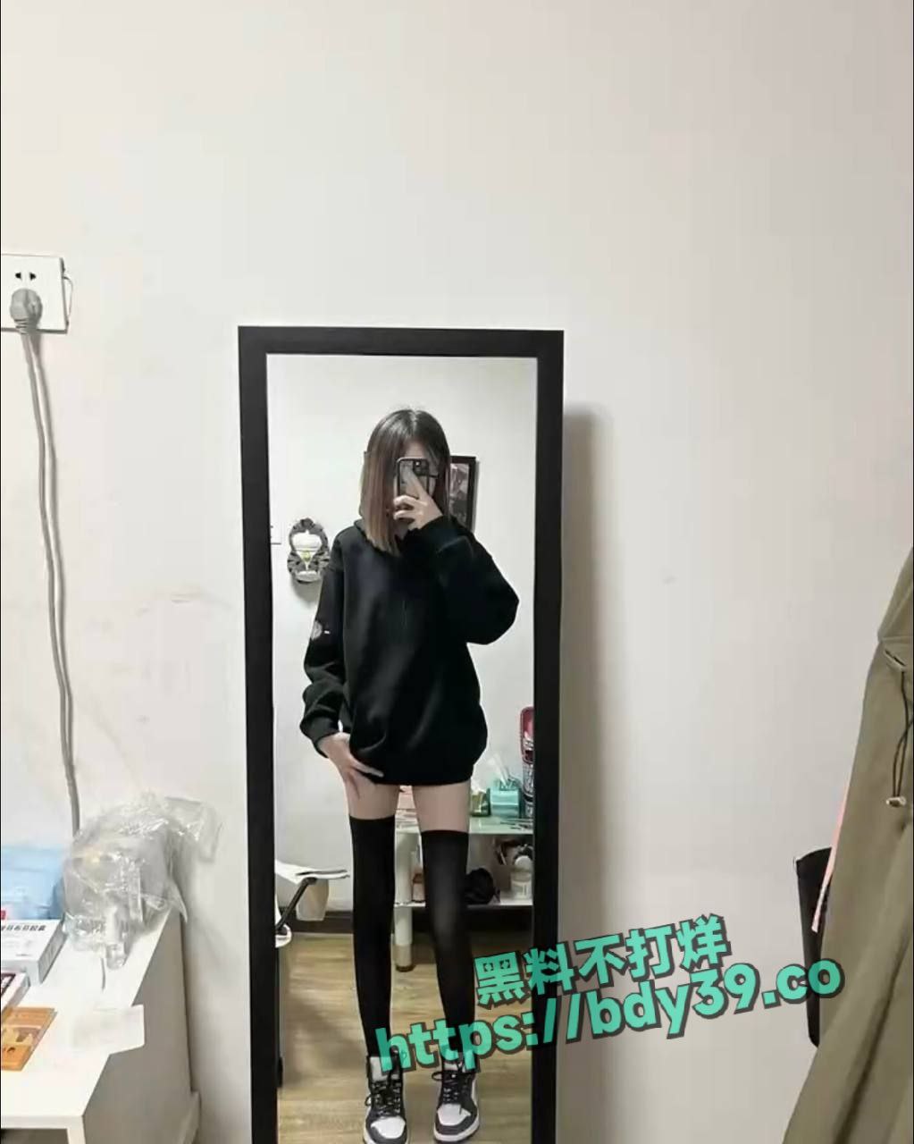 1+.jpg
