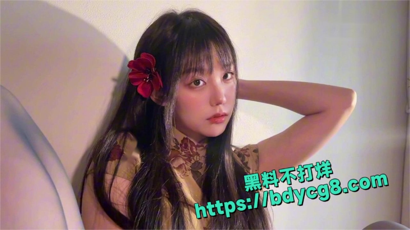 推特露脸福利姬艺校活泼美女玉米