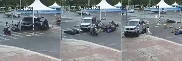 车祸现场 电三轮违规左转 直线行驶小货车避让不急 相撞之后径直冲向电瓶车队!