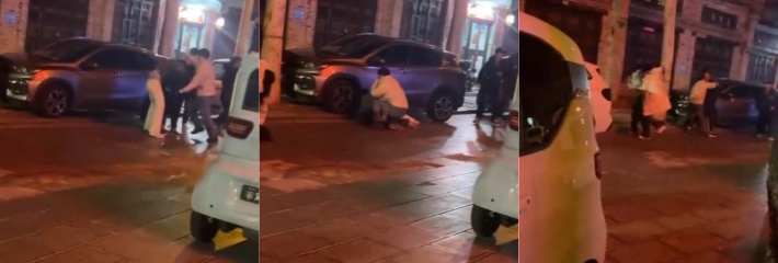 新年第一抓 山东打响新年第一场抓小三大乱斗 原配打小三 两男挥起拳头就是一顿暴打！