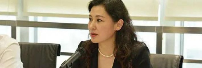 四川宜宾某培训学校名为大民唐邦 徐校长 在378人微信群发布90秒不雅视频 还狡辩说自己手机被偷方才泄密！