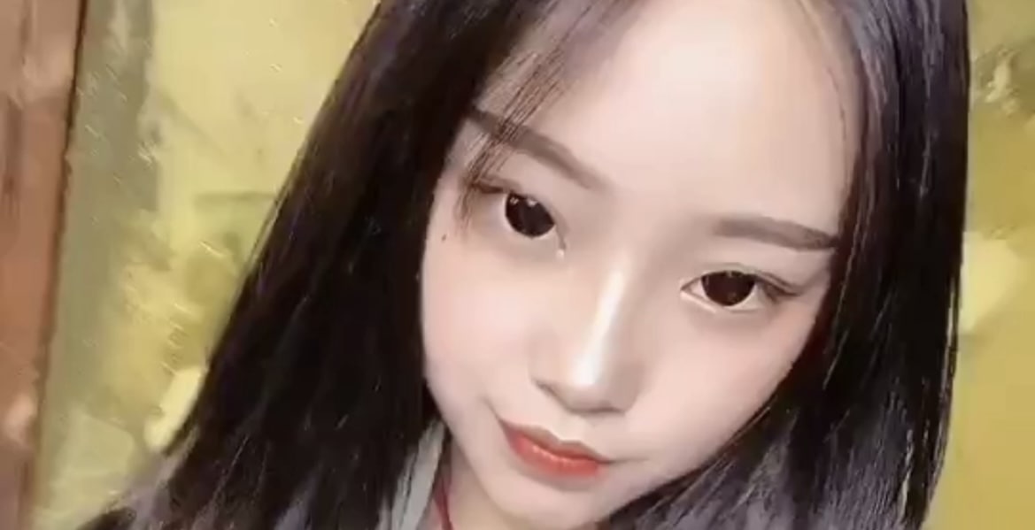 出差途中意外把白嫩美足的小表妹给办了 这滋味美极了