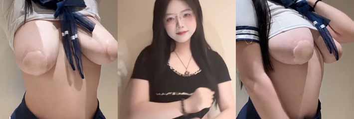 抖音网红 重生之我是后妈 付费私拍激情裸舞引爆全网 核弹巨乳摇晃不停 这身材太完美了！